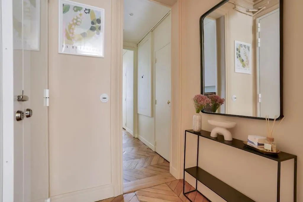 Superb 1 Bed Flat 5Min Walk From The Louvre Daire Paris